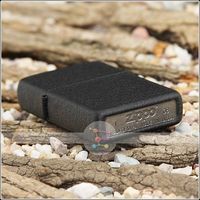 Комплект Zippo Запальничка 236 CLASSIC black crackle + Бензин + Кремені в подарунок